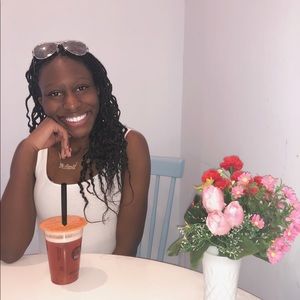 Meet your Posher, Robyn